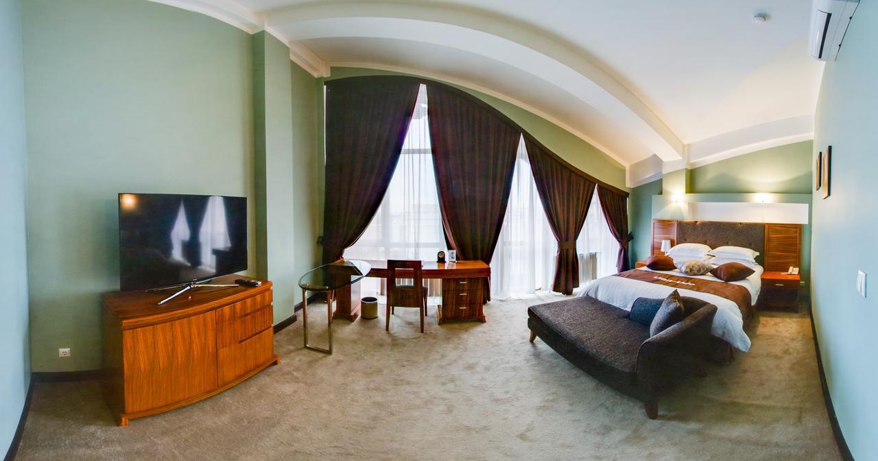 Residentsiya Hotel Ulan-Ude Extérieur photo